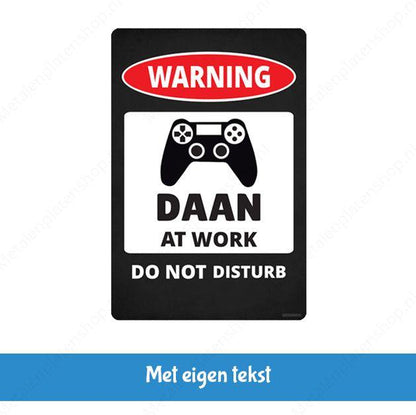Gamer at Work - Eigener Name - Metall Wandschild